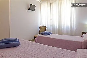 Amelie Παλέρμο